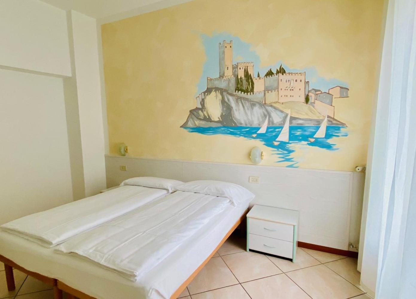 Hotel Ideal 3*